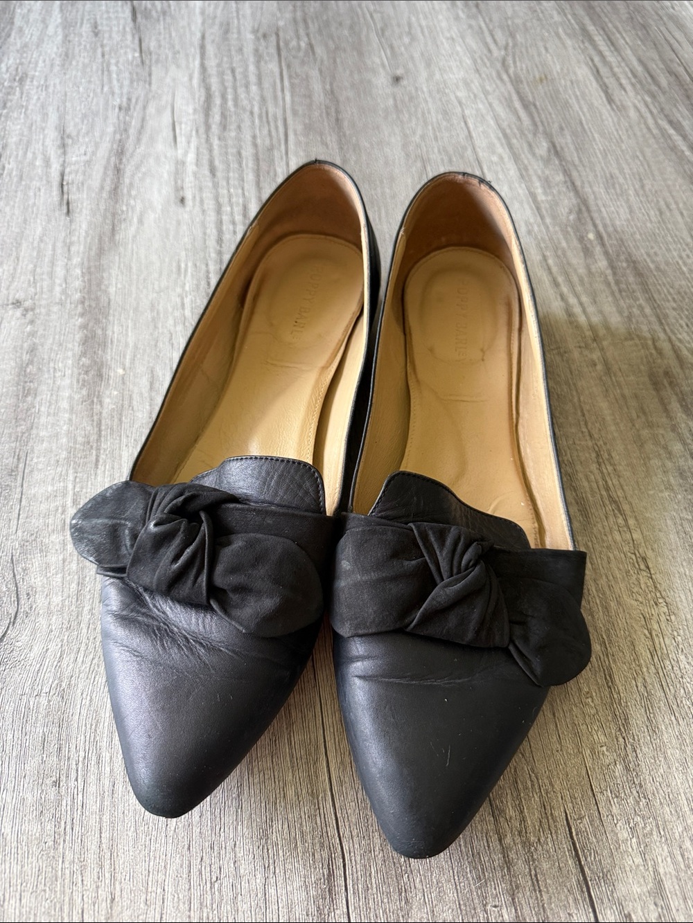 Poppy Barley Black Pointed Toe Knot-Accent Women's Flats size 12